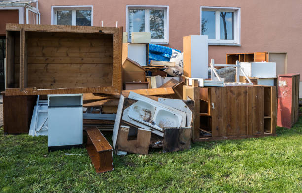 Best Professional Junk Removal  in Lawrenceburg, IN
