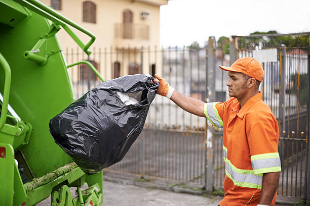 Best Yard Cleanup Services  in Lawrenceburg, IN